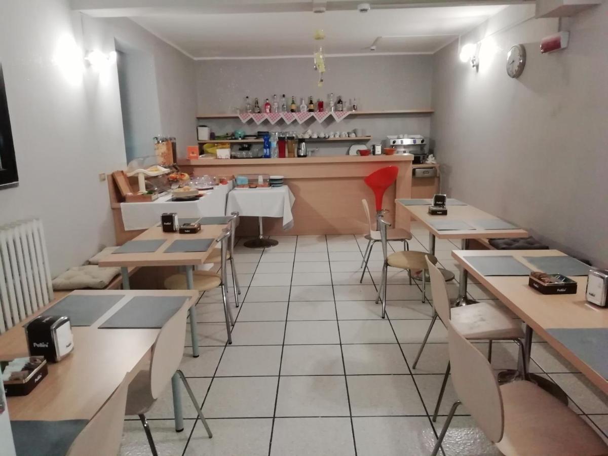 Miu Hotel Milano Eksteriør bilde